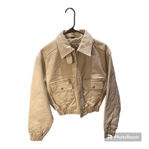 Crop leather cream women’s jacket size small